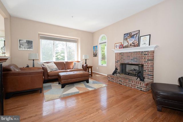 318 LONG RIDGE LN, Exton, PA 19341