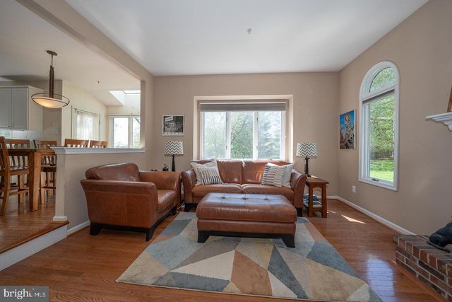 318 LONG RIDGE LN, Exton, PA 19341