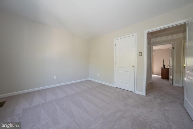 318 LONG RIDGE LN, Exton, PA 19341