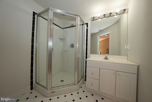 318 LONG RIDGE LN, Exton, PA 19341