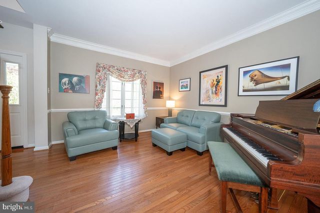318 LONG RIDGE LN, Exton, PA 19341