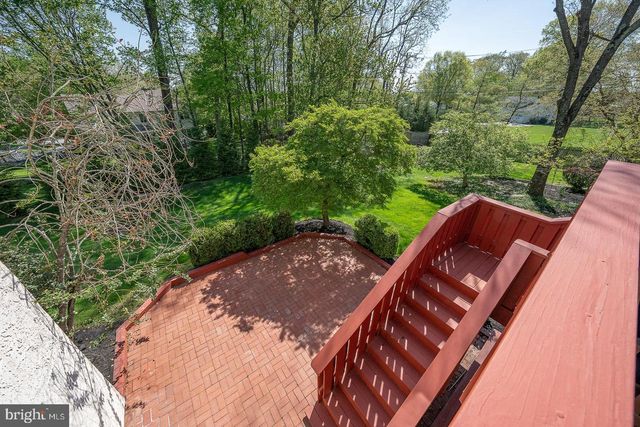 318 LONG RIDGE LN, Exton, PA 19341