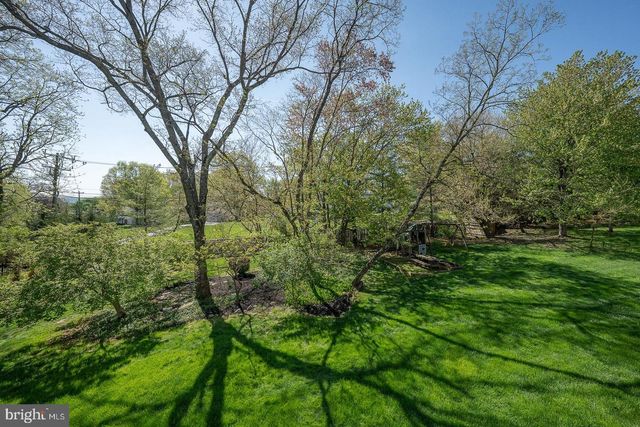 318 LONG RIDGE LN, Exton, PA 19341