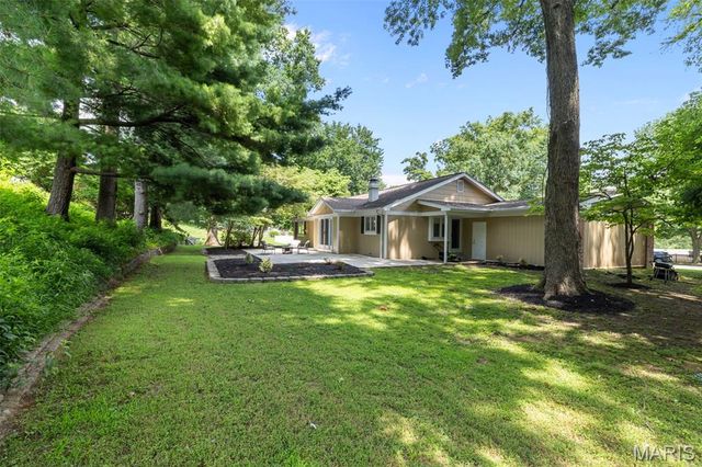 13215 Copper Kettle Court, St Louis, MO 63146