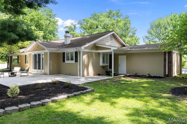 13215 Copper Kettle Court, St Louis, MO 63146