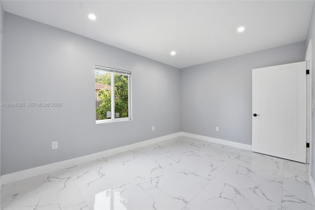 12475 NW 10th Ave, North Miami, FL 33168