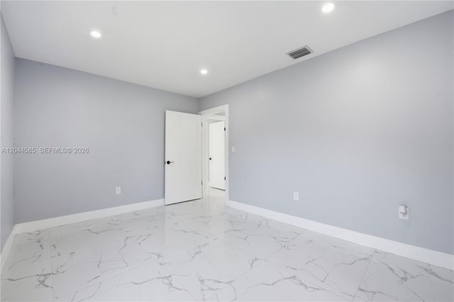 12475 NW 10th Ave, North Miami, FL 33168