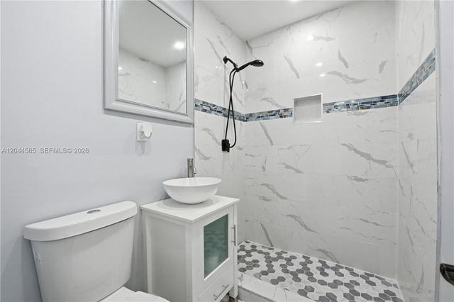 12475 NW 10th Ave, North Miami, FL 33168