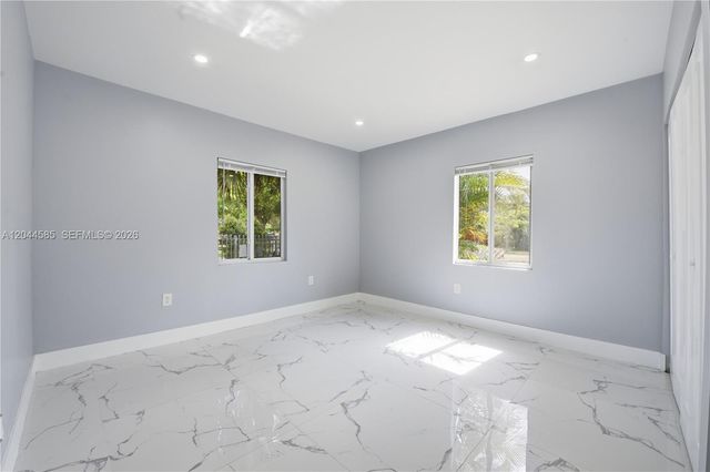 12475 NW 10th Ave, North Miami, FL 33168