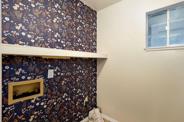 1607 1609 E Commercial Street, Springfield, MO 65803