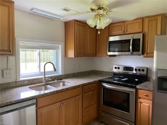 5029 Bay CIR, Suffolk, VA 23435