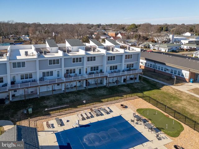 308 DOUGLAS AVE, Colonial Beach, VA 22443