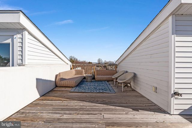 308 DOUGLAS AVE, Colonial Beach, VA 22443