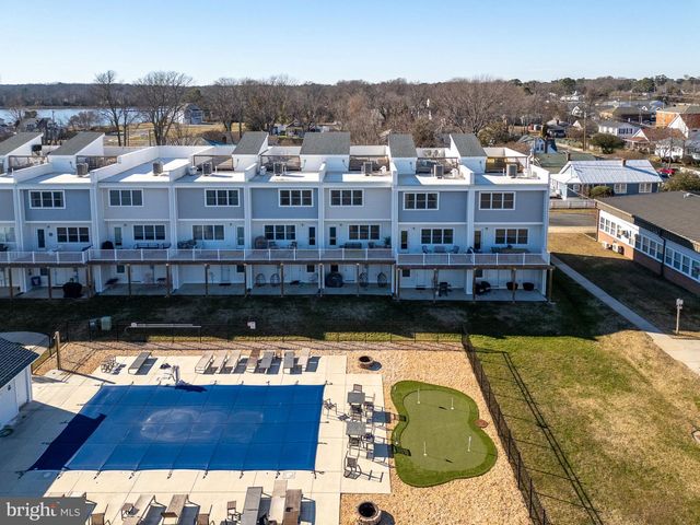 308 DOUGLAS AVE, Colonial Beach, VA 22443