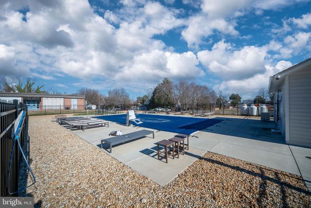 308 DOUGLAS AVE, Colonial Beach, VA 22443