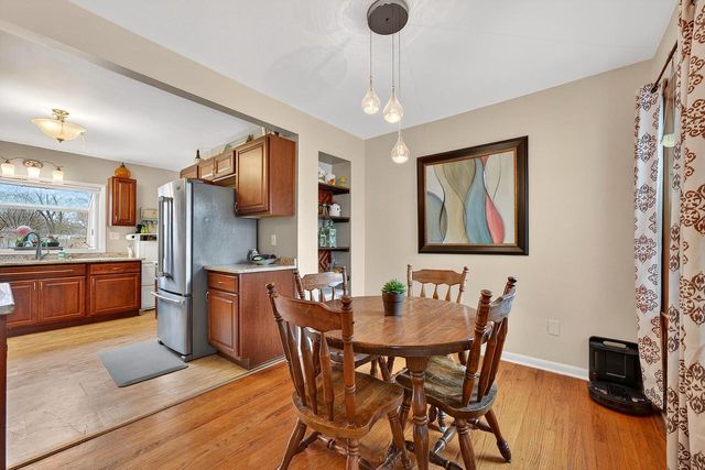 2315 S Lombardy LANE, New Berlin, WI 53151