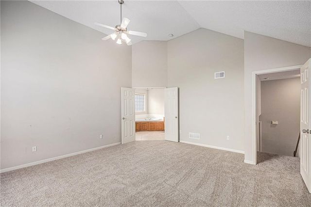 4004 SW Evergreen Lane, Lee's Summit, MO 64082