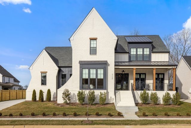 2194 Burgin Drive, Thompsons Station, TN 37179