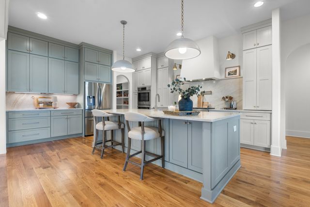 2194 Burgin Drive, Thompsons Station, TN 37179