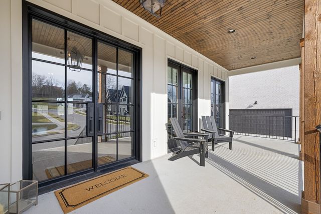 2194 Burgin Drive, Thompsons Station, TN 37179