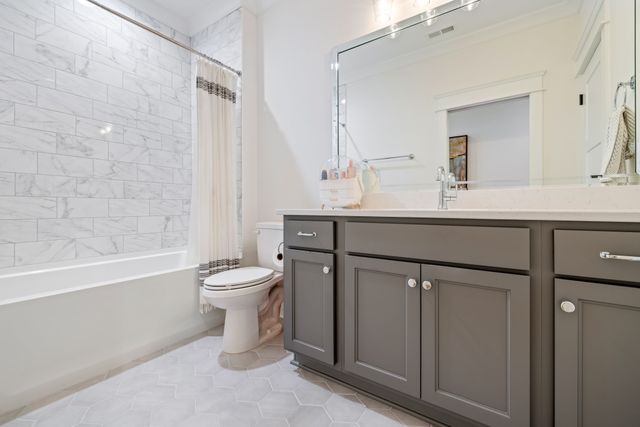 2194 Burgin Drive, Thompsons Station, TN 37179