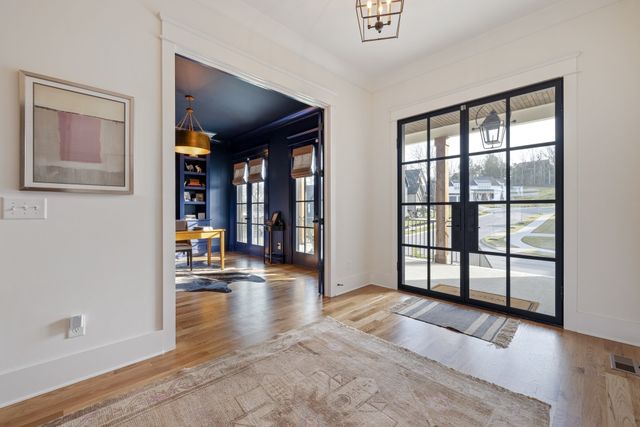 2194 Burgin Drive, Thompsons Station, TN 37179