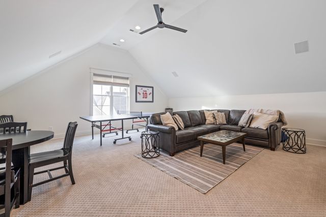 2194 Burgin Drive, Thompsons Station, TN 37179