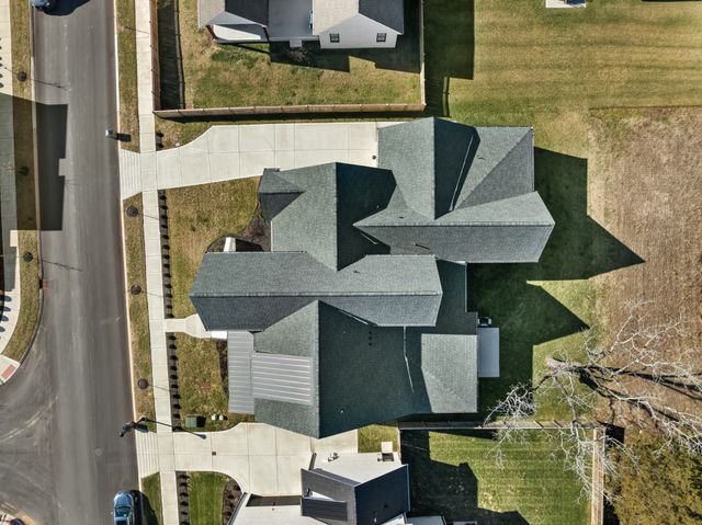 2194 Burgin Drive, Thompsons Station, TN 37179