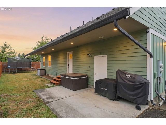 202 Se 3rd Ave, Battle Ground, WA 98604