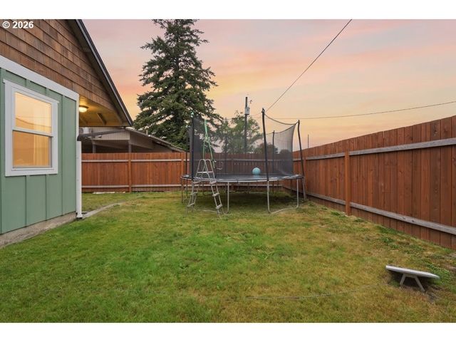 202 Se 3rd Ave, Battle Ground, WA 98604