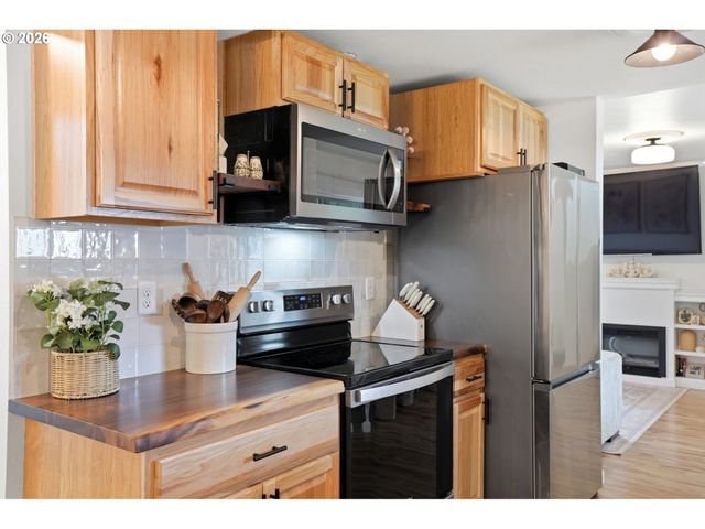 202 Se 3rd Ave, Battle Ground, WA 98604