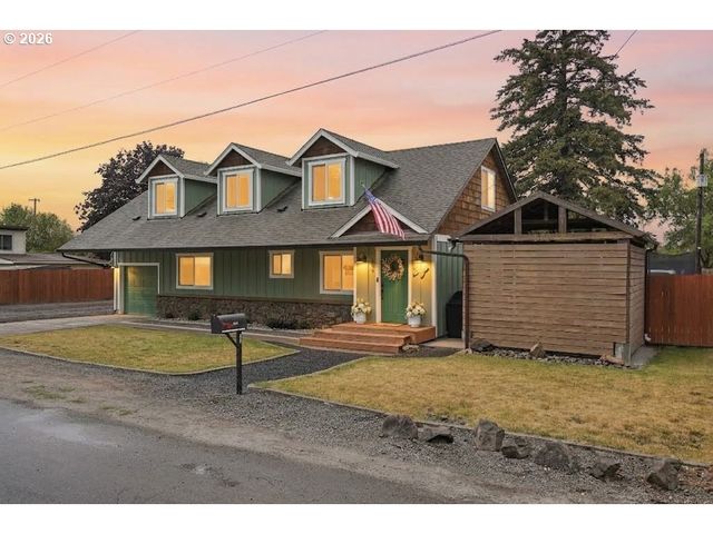 202 Se 3rd Ave, Battle Ground, WA 98604