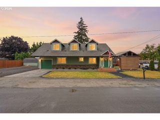 202 Se 3rd Ave, Battle Ground, WA 98604