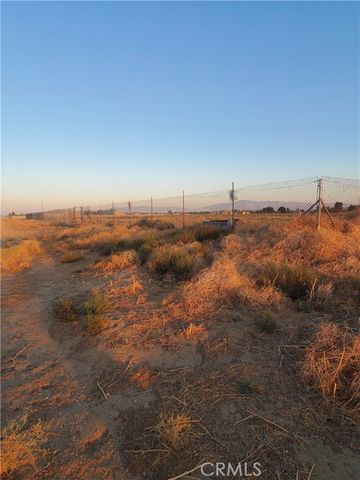 67 Avenue A-6, Lancaster, CA 93536