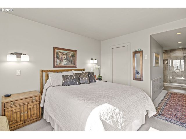 2211 Sw 1ST Ave 1104, Portland, OR 97201