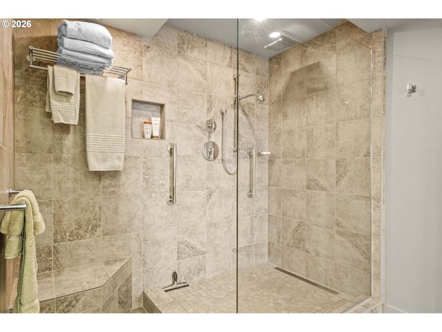 2211 Sw 1ST Ave 1104, Portland, OR 97201