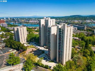 2211 Sw 1ST Ave 1104, Portland, OR 97201