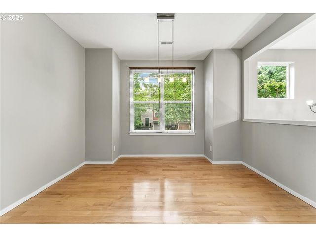 2137 Ne SHEFFIELD Ave, Hillsboro, OR 97006