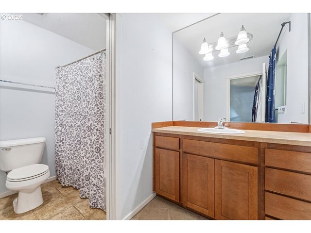 2137 Ne SHEFFIELD Ave, Hillsboro, OR 97006