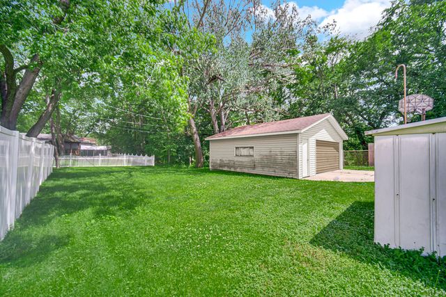 6131 Pennsylvania Street, Merrillville, IN 46410
