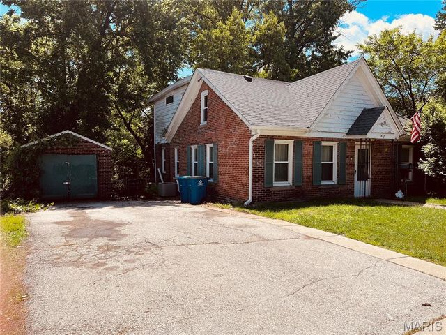 807 College Avenue, Alton, IL 62002