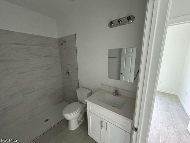 1701 NE 44th TER, Cape Coral, FL 33909