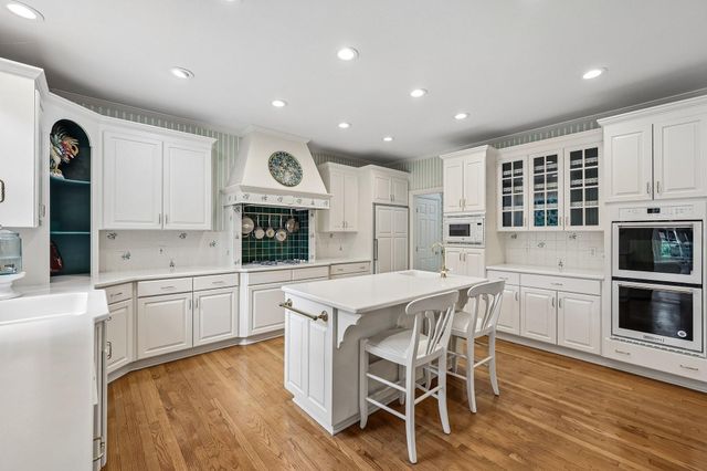 7631 S Bay Drive, Bloomington, MN 55438