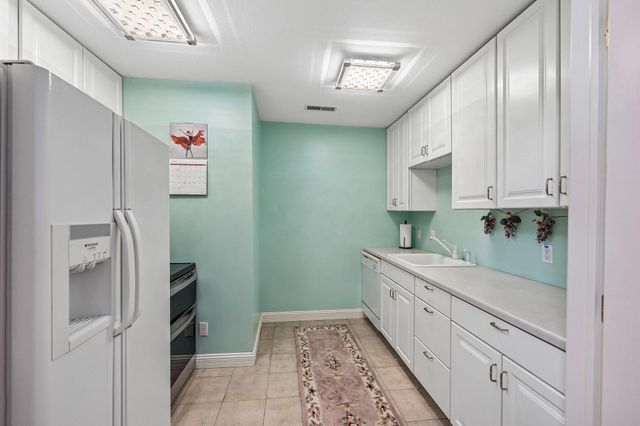 7631 S Bay Drive, Bloomington, MN 55438
