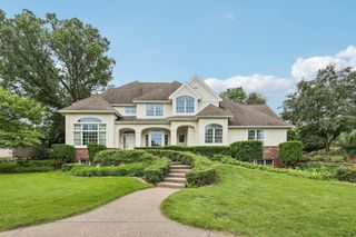 7631 S Bay Drive, Bloomington, MN 55438