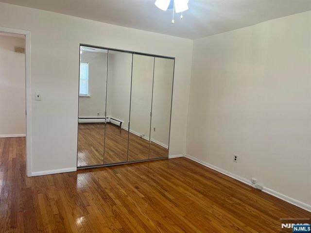 300 E Homestead Avenue B 8, Palisades Park, NJ 07650