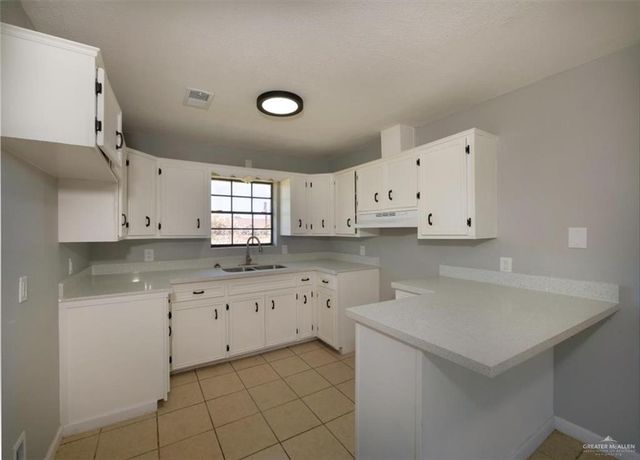 4507 W Rogers Road, Edinburg, TX 78541