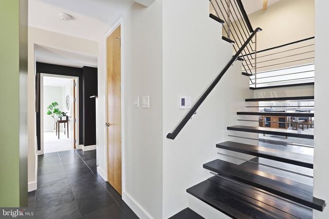 10519 ZION DR, Fairfax, VA 22032