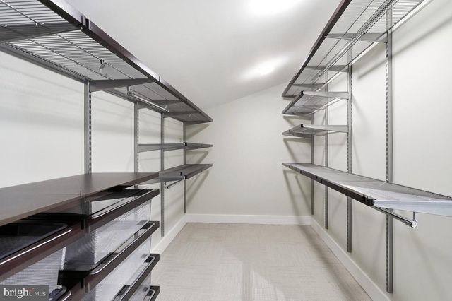 10519 ZION DR, Fairfax, VA 22032