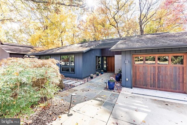 10519 ZION DR, Fairfax, VA 22032